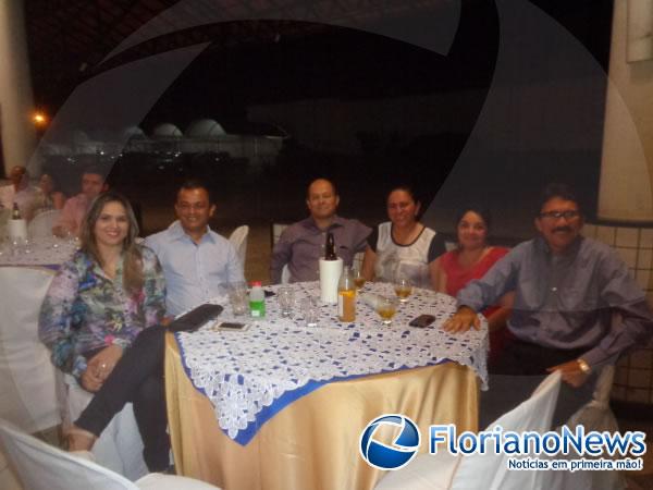Confraterniza&ccedil;&atilde;o marca posse da nova diretoria da CDL e Associa&ccedil;&atilde;o Comercial.(Imagem:FlorianoNews)