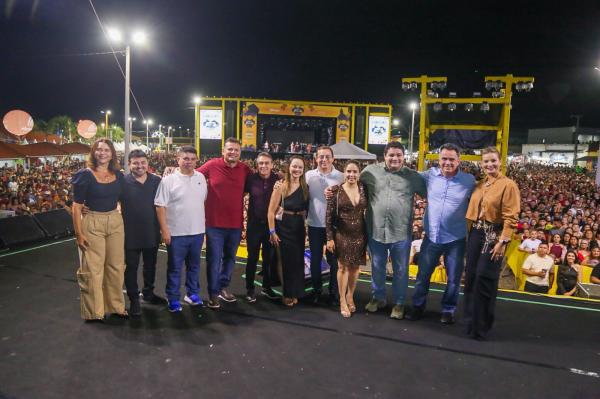 Ciro Nogueira viaja por todo o Piauí, se reúne com prefeitos e lideranças e inaugura obras