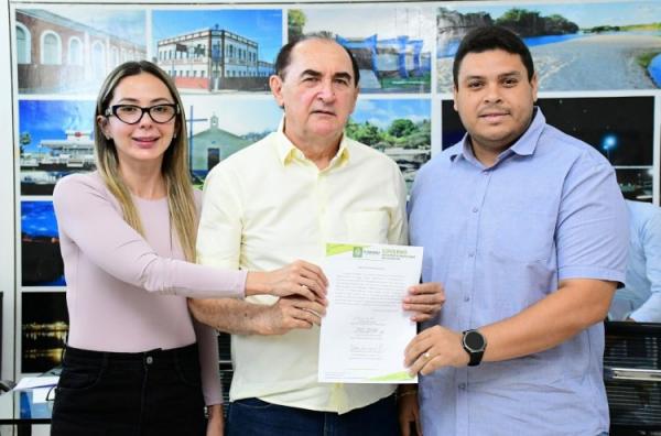 Prefeitura de Floriano autoriza novos investimentos em infraestrutura e sa&uacute;de(Imagem:Secom)