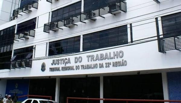 Antigo prédio do TRT será cedido à Secretaria de Educação em Teresina