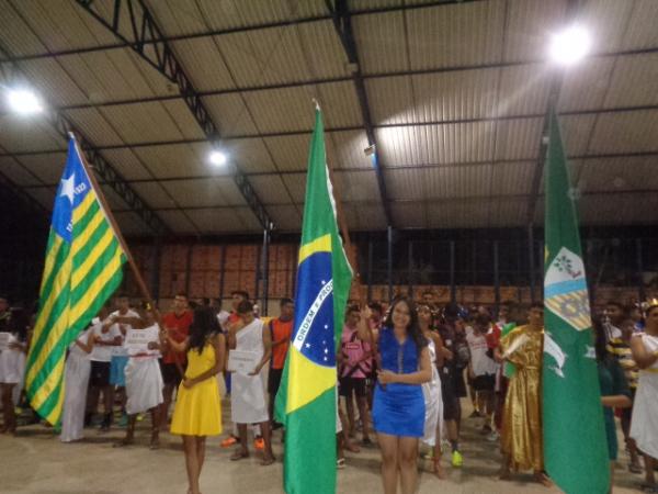 CEEP de Floriano realiza cerimônia de abertura do 7º interclasse