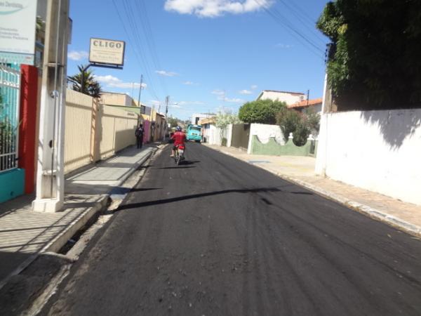 Rua D&eacute;fala Attem(Imagem:FlorianoNews)