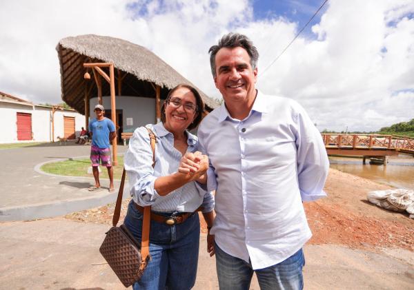 Em Ilha Grande, Ciro Nogueira visita obra de revitaliza&ccedil;&atilde;o do Porto dos Tatus e anuncia est&aacute;dio de futebol. (Imagem:Ascom)