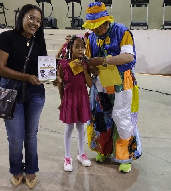 3&ordm; lugar: Emily Eduarda dos Santos, da Escola Municipal Raimundinha Carvalho.(Imagem:FlorianoNews)