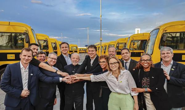 Investir em educação é o jeito de salvar o Brasil, defende Lula