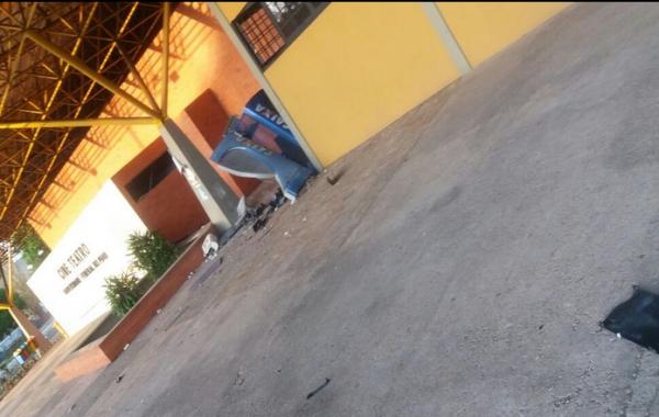 Bando explode caixa eletr&ocirc;nico na Ufpi e rouba carro na fuga.(Imagem:Divulga&ccedil;&atilde;o)