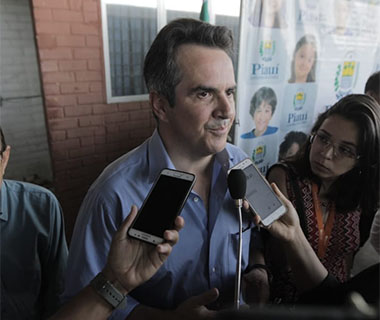 Ciro anuncia recursos para infraestrutura em nove municípios no Piauí