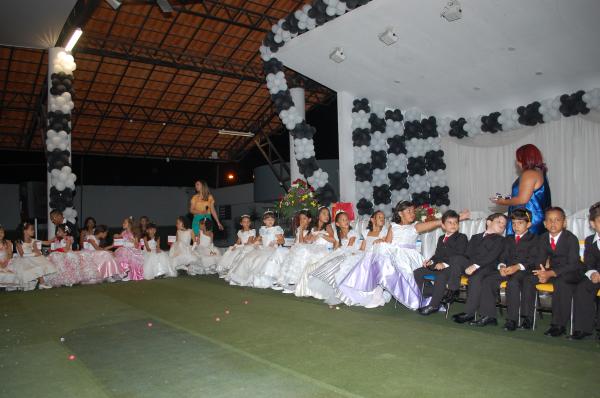 Escola Pequeno Pr&iacute;ncipe realizou festa de formatura com alunos.(Imagem:EPP)