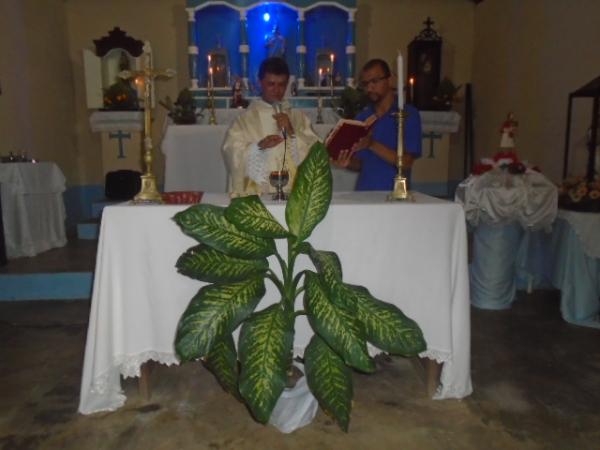 Missa solene marca encerramento dos festejos de Nossa Senhora da Concei&ccedil;&atilde;o.(Imagem:FlorianoNews)