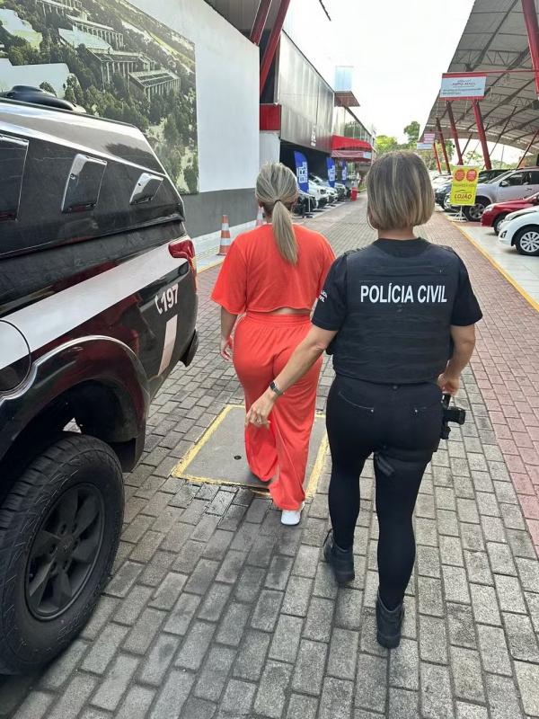 Blogueira suspeita de estelionato no Piauí é presa no Maranhão