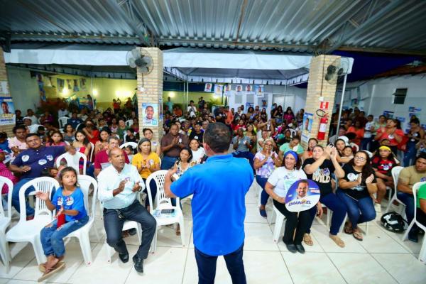 Joel Rodrigues participa de reuni&atilde;o no Mocambinho e fala de proposta em que doar&aacute; capacetes(Imagem:Ascom)