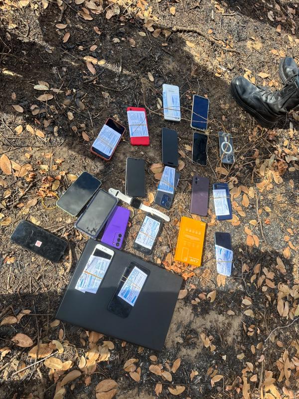 Polícia Militar recupera celulares e notebook roubados de loja de telefonia em Floriano