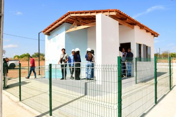 Prefeitura de Floriano entrega 72 casas no Residencial Cajueiro II e anuncia mais 150 unidades(Imagem:Secom)