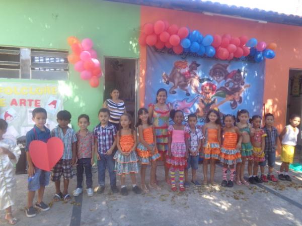 Escola Mega de Floriano comemora o Dia do Folclore