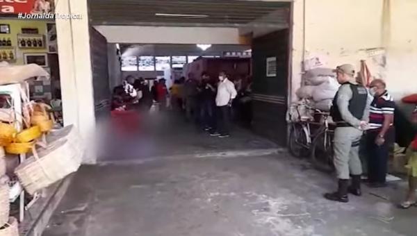 Mulher morre após cair e bater a cabeça no chão em Mercado Público de Floriano