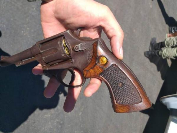 Pol&iacute;cia Militar captura suspeito de assalto em Floriano.(Imagem:Divulga&ccedil;&atilde;o/PM)