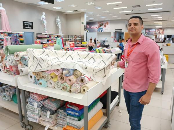 Armazém Paraíba de Floriano lança ofertas especiais no setor de tecidos para a Semana das Mães