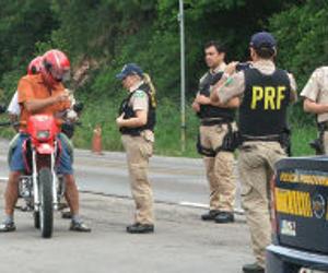 PRF aplica 2.213 mil multas durante operação 'Corpus Christi' no Piauí