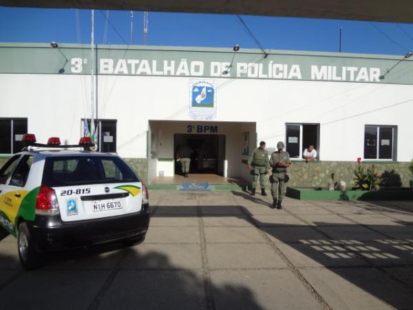 Motoqueiros assaltam mais um posto de combustível em Floriano