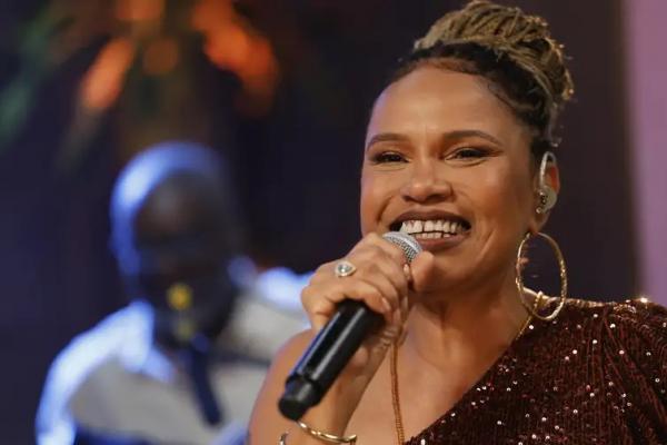 Programa Samba na Gamboa, da TV Brasil, apresentado por Teresa Cristina.(Imagem:Fernando Fraz&atilde;o/Ag&ecirc;ncia Brasil)