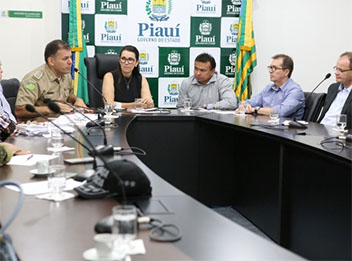 Margarete e Câmara Setorial da Saúde discutem estratégias de segurança