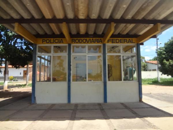 Desativado o posto da PRF de Bar&atilde;o de Graja&uacute;.(Imagem:FlorianoNews)