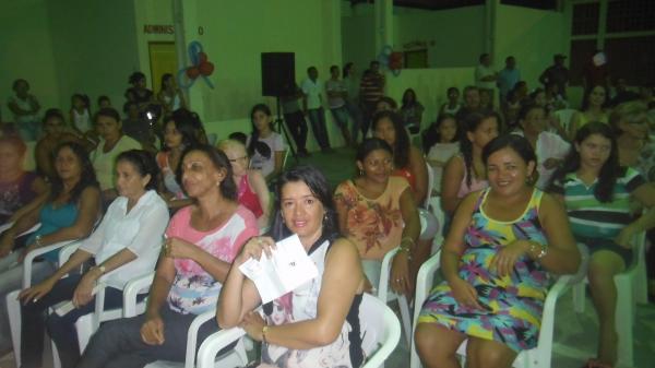 Mulheres s&atilde;o homenageadas pela prefeitura de Bar&atilde;o de Graja&uacute;.(Imagem:FlorianoNews)