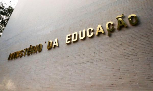 Pagamentos de bolsistas da Capes serão feitos até o dia 13, diz MEC