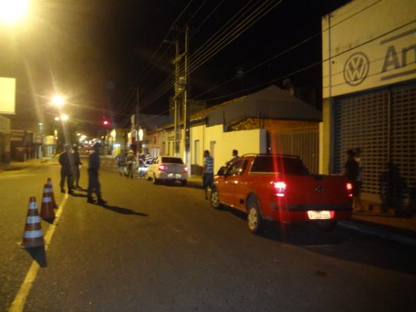 Pol&iacute;cia Militar e DETRAN realizaram Blitz em Floriano. (Imagem:FlorianoNews)