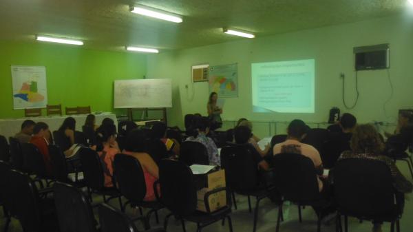 Regional de Sa&uacute;de de Floriano realiza Oficina sobre Programa de Imuniza&ccedil;&atilde;o.(Imagem:FlorianoNews)