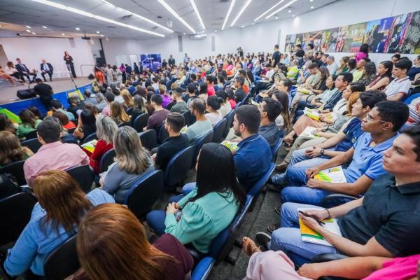Governador participa de evento no TCE e trata sobre a divis&atilde;o de recursos para estados e munic&iacute;pios(Imagem:Divulga&ccedil;&atilde;o)