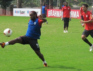 Na véspera do duelo contra o Emelec, R10 não treina no Flamengo