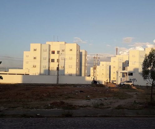 Moradores denunciam falta de energia em 700 apartamentos na Capital