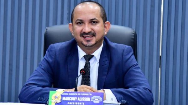Marcony Alisson destaca protagonismo político de Floriano em sessão solene em homenagem a ALEPI