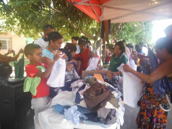 Funda&ccedil;&atilde;o Pavel de Bar&atilde;o de Graja&uacute; realizou bazar beneficente. (Imagem:FlorianoNews)