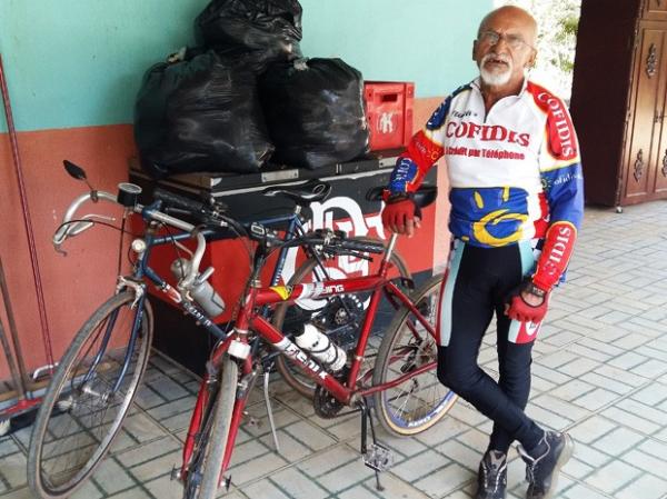 Idoso de 70 anos pedala mais de 1,7 mil km de bicicleta do DF até Teresina