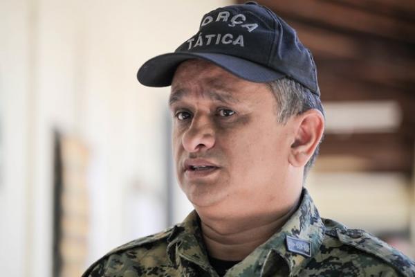 Polícia monitora câmeras de segurança para coibir crimes