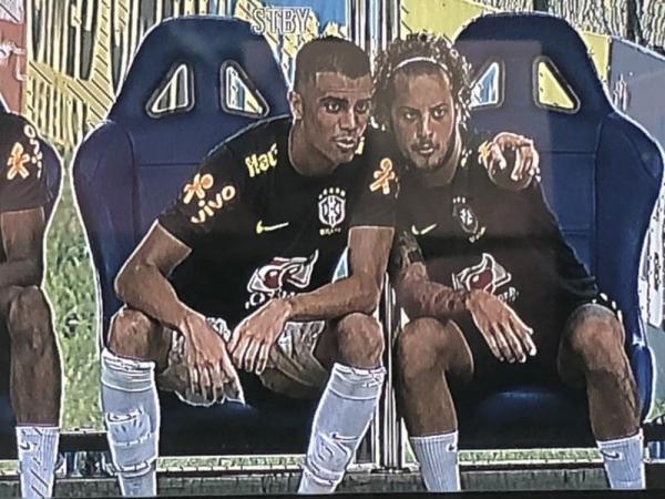 "Momento mágico" de Reinier impressiona Jardine, que se precavê contra desgaste de jovem