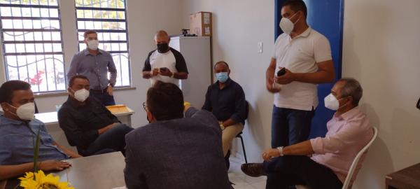Prefeito de Floriano tem encontro com presidente da APPM para discutir o Programa Prato Cheio