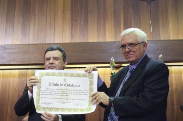 Desembargador recebe titulo de cidadania piauiense
