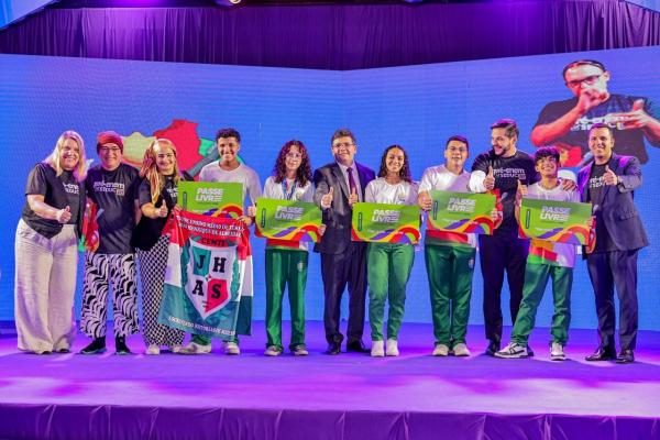 Governo do Piauí garante transporte gratuito para 23 mil estudantes no Enem 2025 com o Passe-Livre