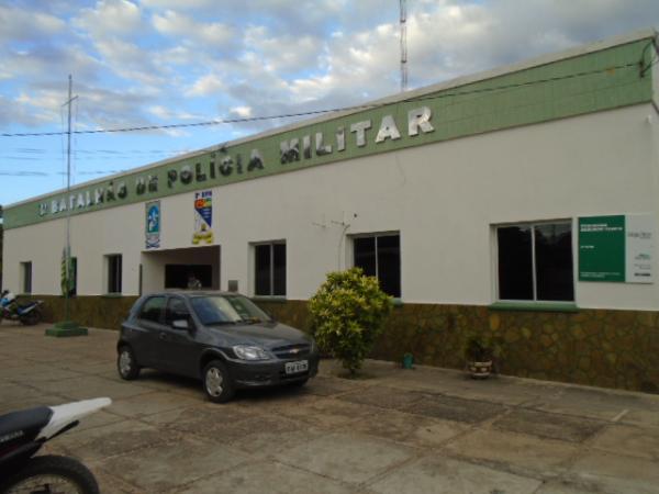 Suspeito é preso em flagrante após invadir casa e furtar objetos em Floriano