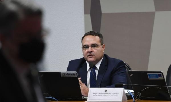 CAE aprova indicação de Jorge Oliveira para o TCU
