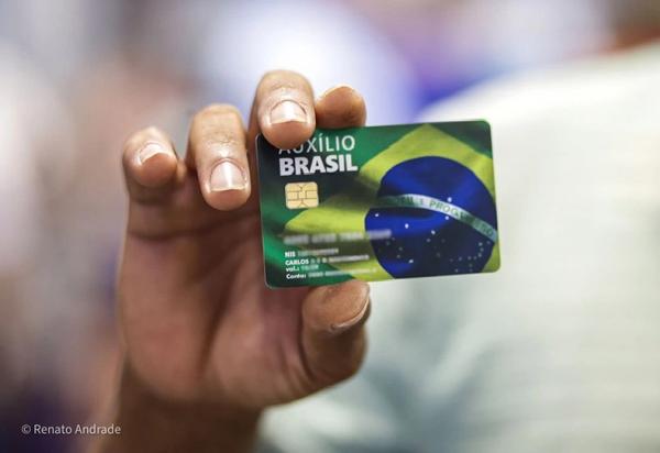 Caixa suspende empréstimo consignado do Auxílio Brasil até segunda-feira