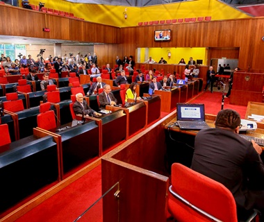 Assembleia Legislativa aprova viagem do governador à Europa