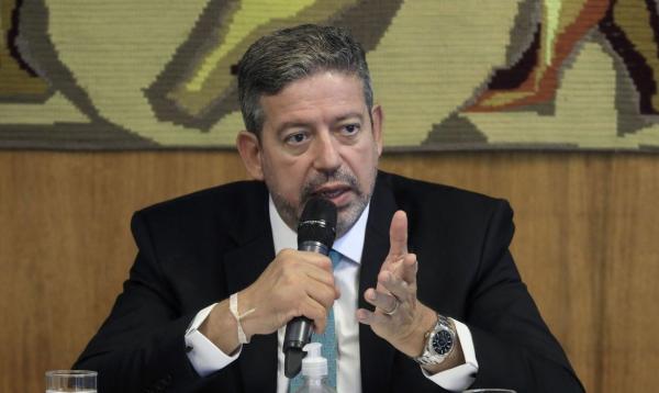 Lira: PEC deve se ater a imunidade por excessos de opinião, voz e voto