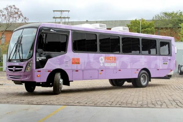 Ônibus Lilás atendeu 310 mulheres na zona rural durante a campanha Março Mulher