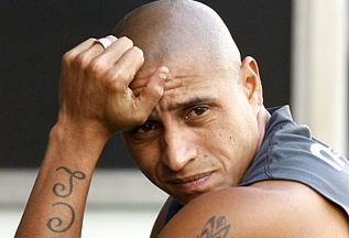 Conca, Deco e gramado: preocupações de Roberto Carlos
