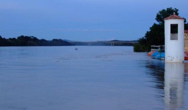 Defesa Civil emite alerta para risco de enchente em Floriano e outras 7 cidades