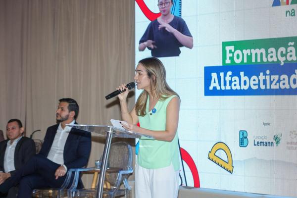 Isabel Fonteles, coordenadora do Pacto pelas Crian&ccedil;as do Piau&iacute;.(Imagem:Alysson Dinis)